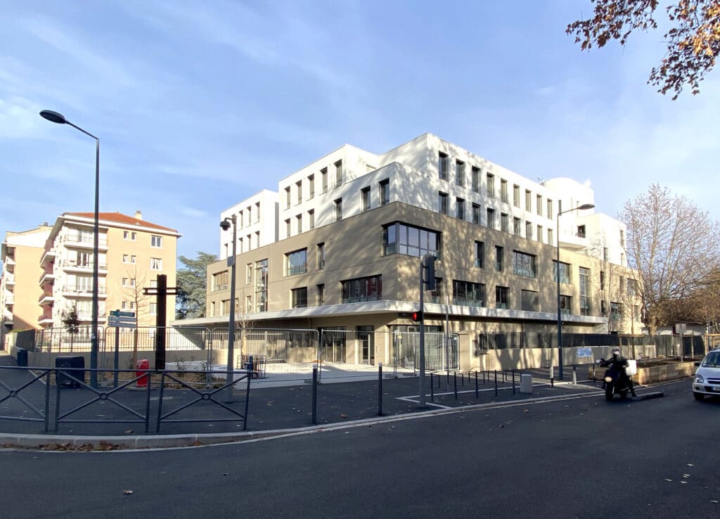 esperance-villeurbanne-exterieur